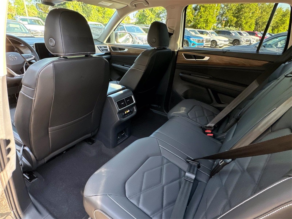 2024 Volkswagen Atlas 2.0T SE w/Technology 18