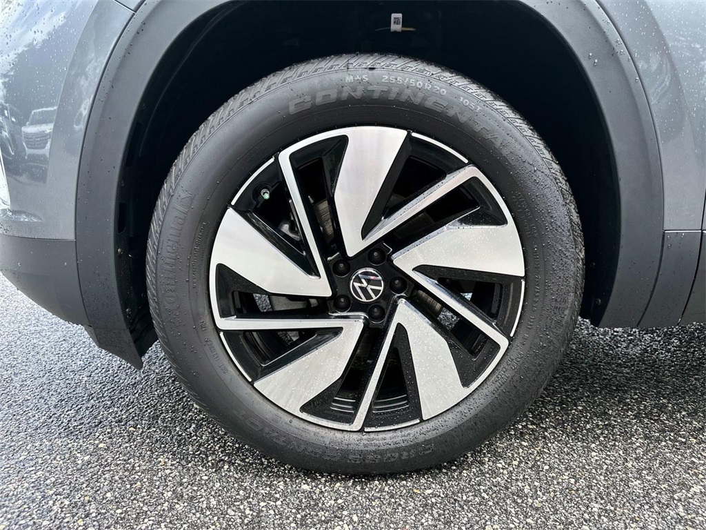 2024 Volkswagen Atlas 2.0T SEL 9