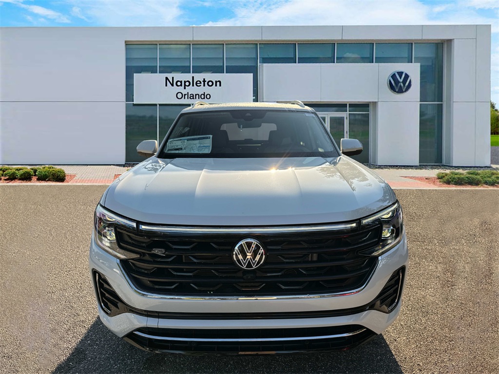 2024 Volkswagen Atlas 2.0T SEL Premium R-Line 3