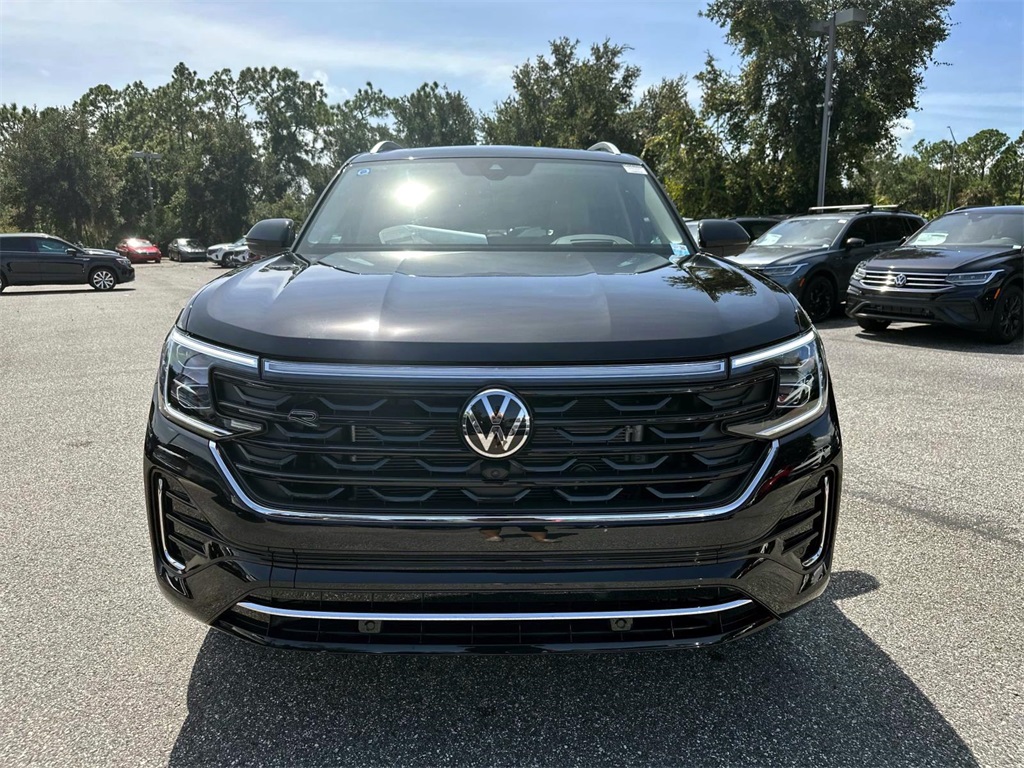 2024 Volkswagen Atlas 2.0T SEL Premium R-Line 3