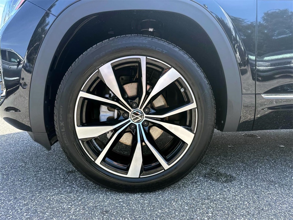 2024 Volkswagen Atlas 2.0T SEL Premium R-Line 9