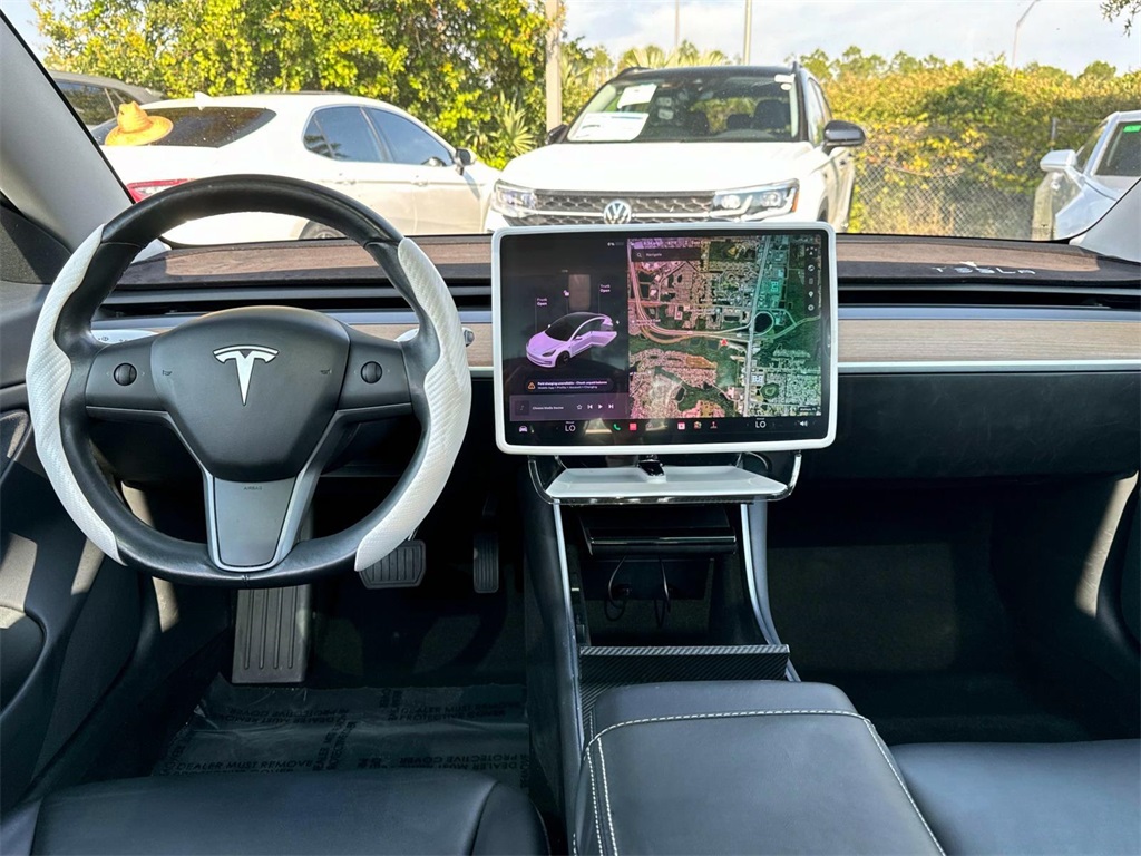 2018 Tesla Model 3 Mid Range 8
