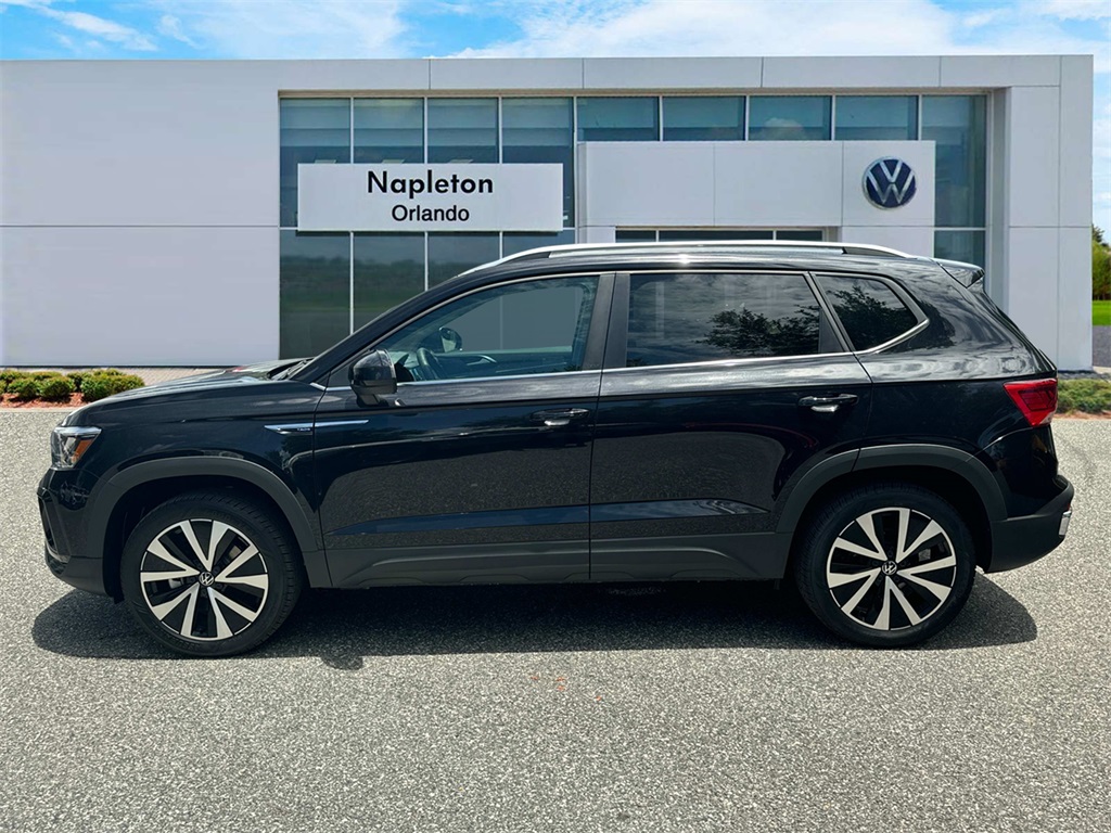 2024 Volkswagen Taos 1.5T SE 4