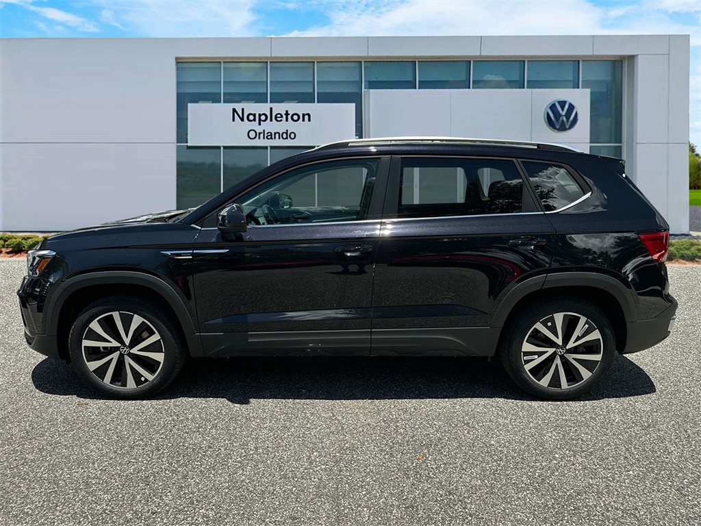 2024 Volkswagen Taos 1.5T SE 4