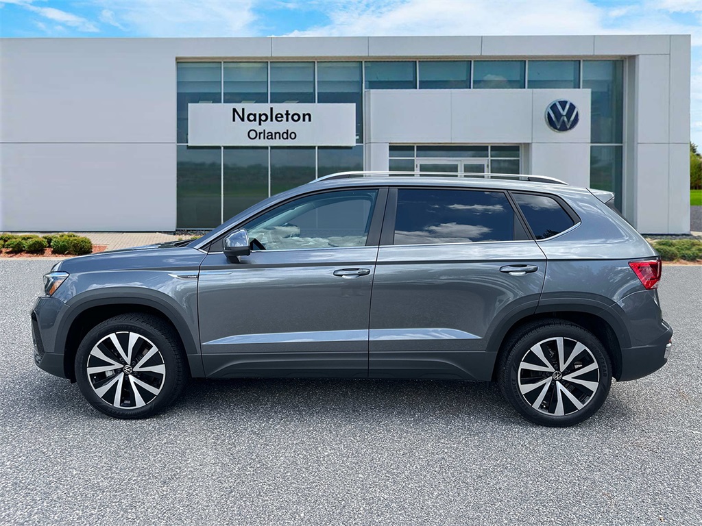 2024 Volkswagen Taos 1.5T SE 4