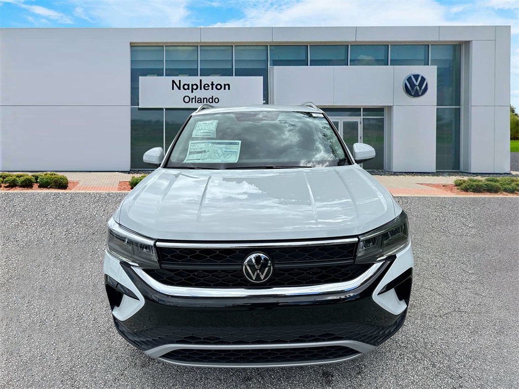 2024 Volkswagen Taos 1.5T SE 3