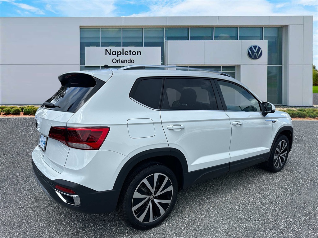 2024 Volkswagen Taos 1.5T SE 7