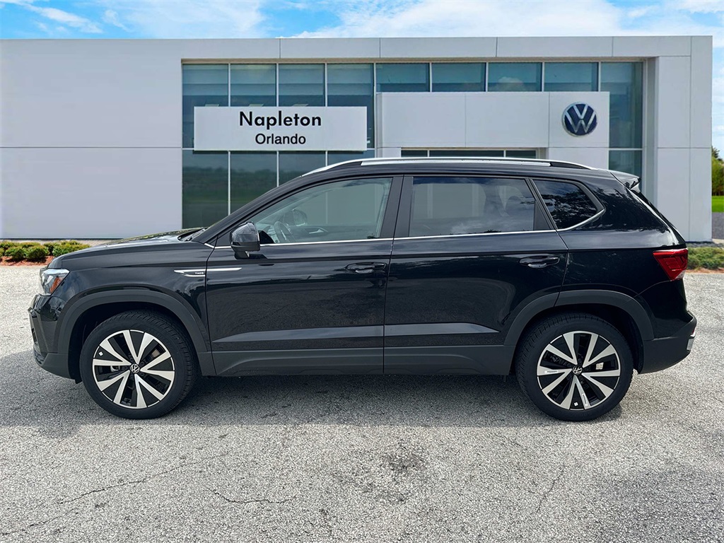 2024 Volkswagen Taos 1.5T SE 4