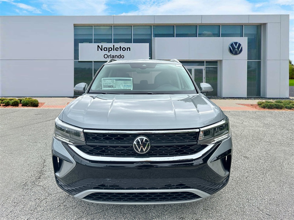 2024 Volkswagen Taos 1.5T SE 3