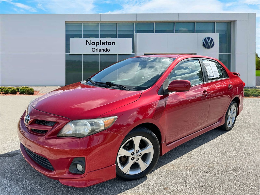 2012 Toyota Corolla S 26