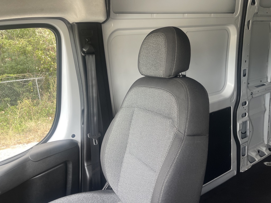 2023 Ram ProMaster 3500 High Roof 18