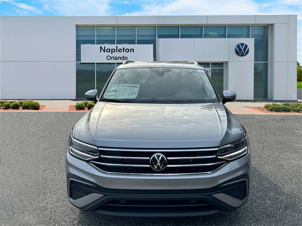 2024 Volkswagen Tiguan 2.0T SE 3