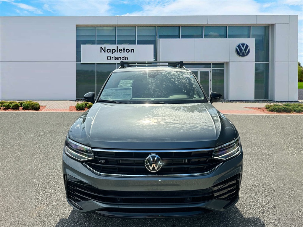 2024 Volkswagen Tiguan 2.0T SE R-Line Black 3