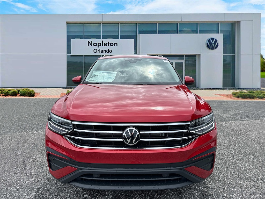 2024 Volkswagen Tiguan 2.0T SE 3