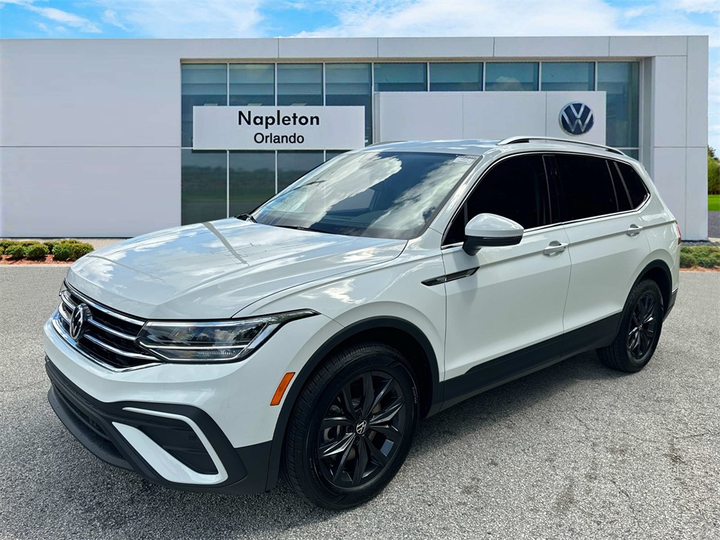 2024 Volkswagen Tiguan 2.0T SE 1