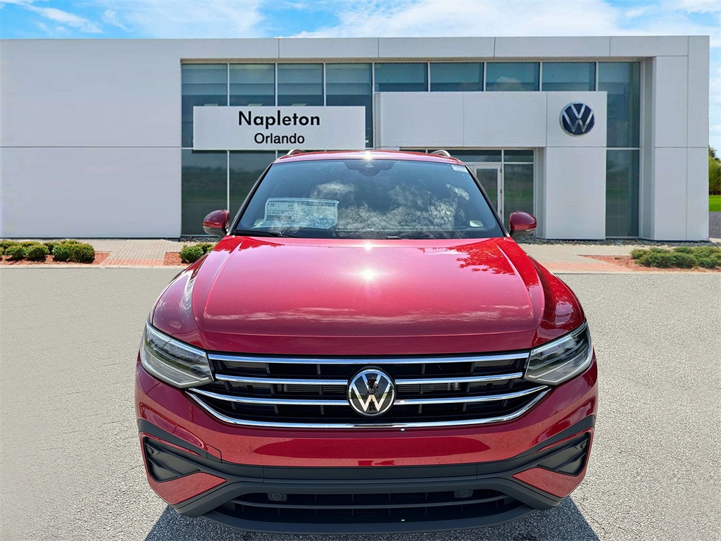 2024 Volkswagen Tiguan 2.0T SE 3