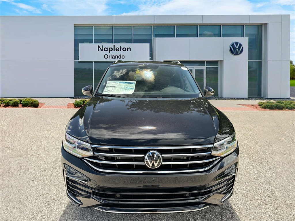 2024 Volkswagen Tiguan 2.0T SEL R-Line 3