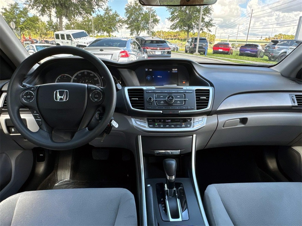 2013 Honda Accord LX 10