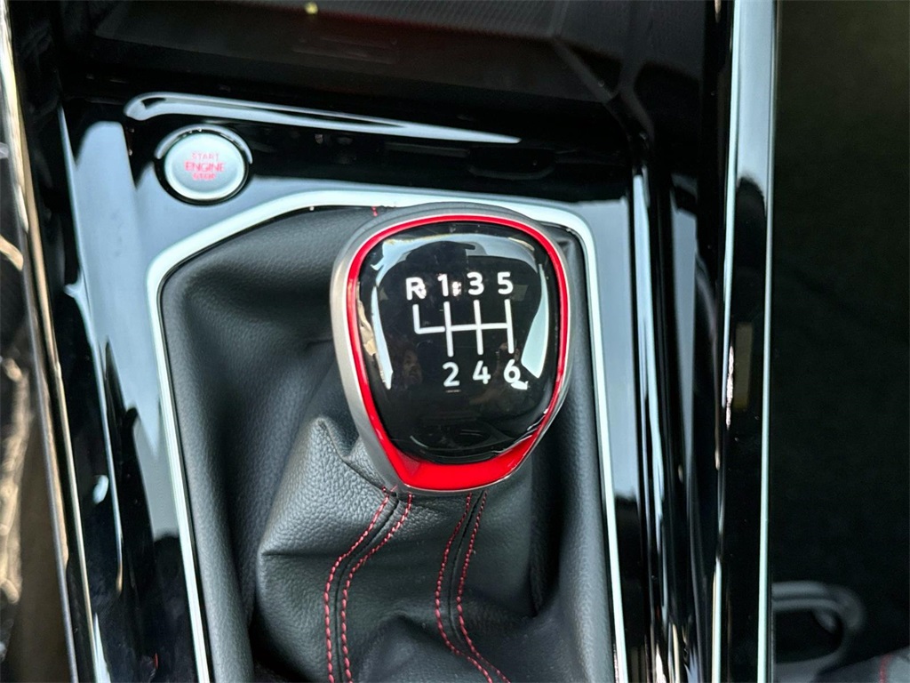 2024 Volkswagen Golf GTI S 14