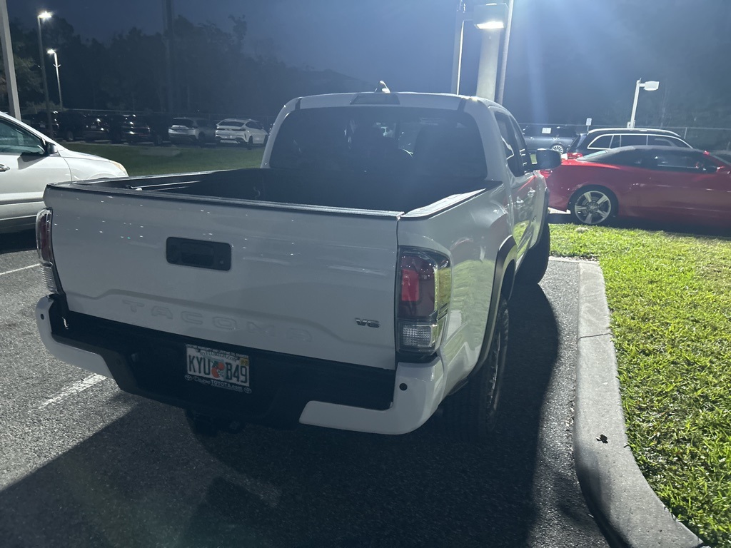 2023 Toyota Tacoma TRD Off-Road 9