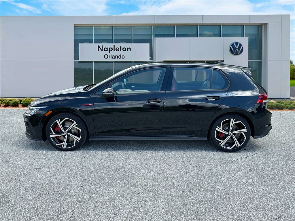 2024 Volkswagen Golf GTI 2.0T SE 4