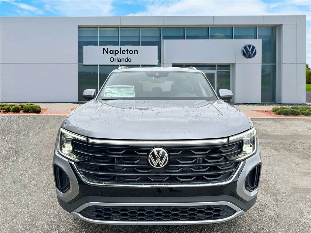 2025 Volkswagen Atlas Cross Sport 2.0T SE w/Technology 3