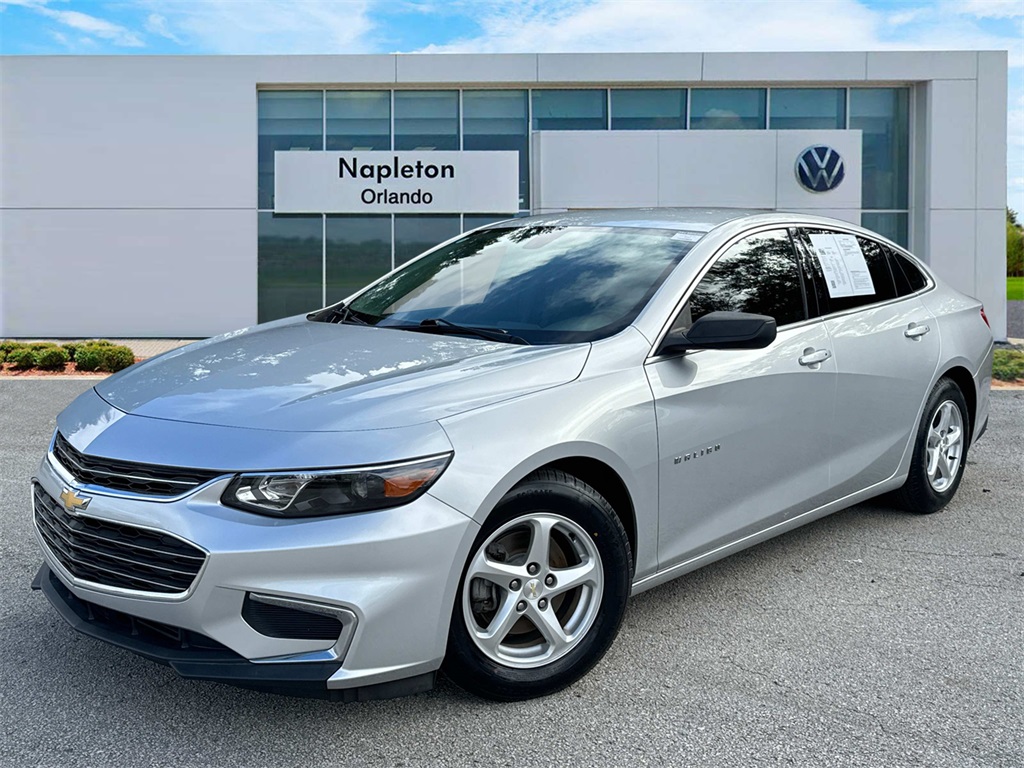 2017 Chevrolet Malibu LS 27