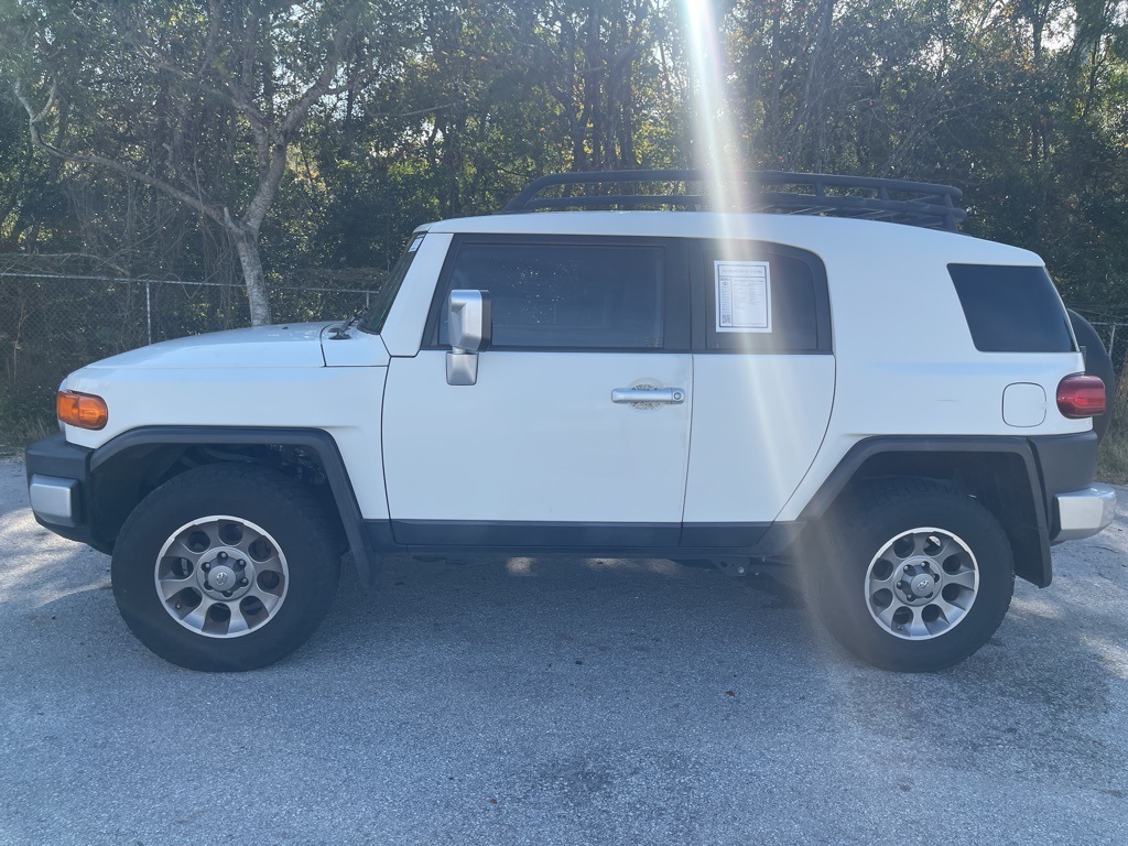 2012 Toyota FJ Cruiser Base 2