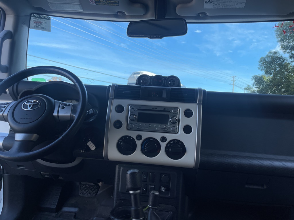 2012 Toyota FJ Cruiser Base 8