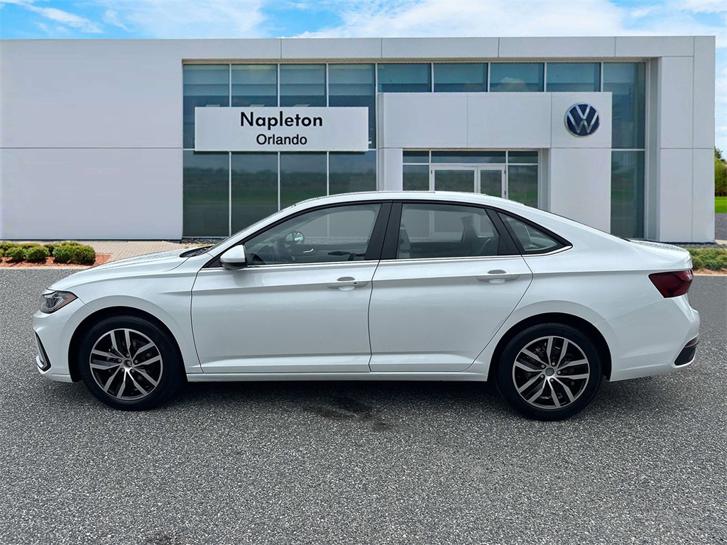 2025 Volkswagen Jetta 1.5T SE 4