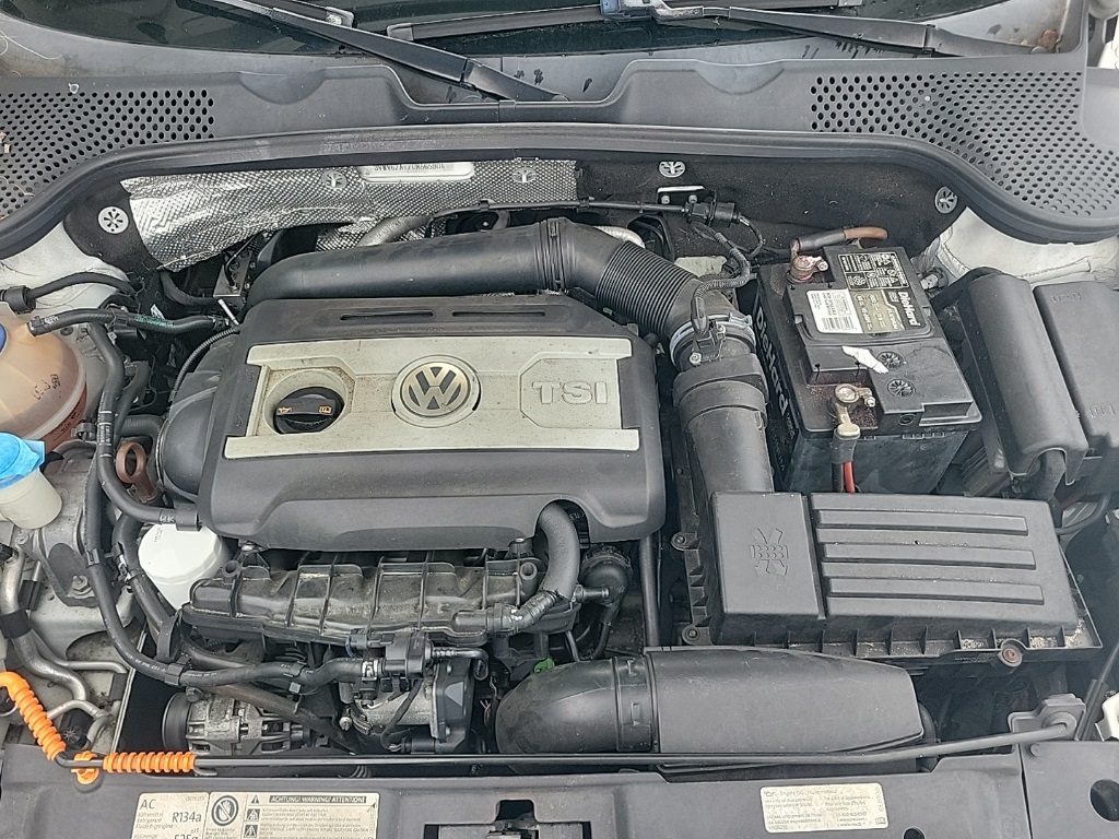 2012 Volkswagen Beetle 2.0 TSi 10