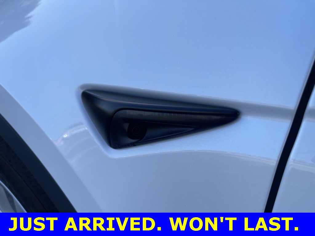 2020 Tesla Model Y Long Range 18