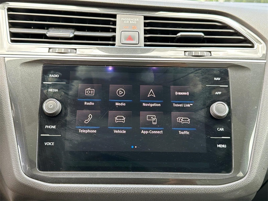 2019 Volkswagen Tiguan 2.0T SEL Premium 13
