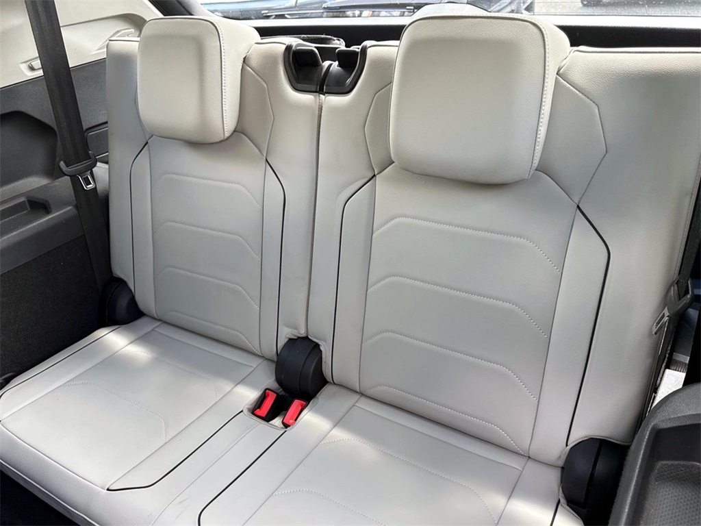 2019 Volkswagen Tiguan 2.0T SEL Premium 26