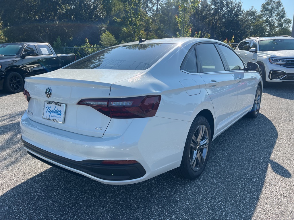 2022 Volkswagen Jetta 1.5T SE 18