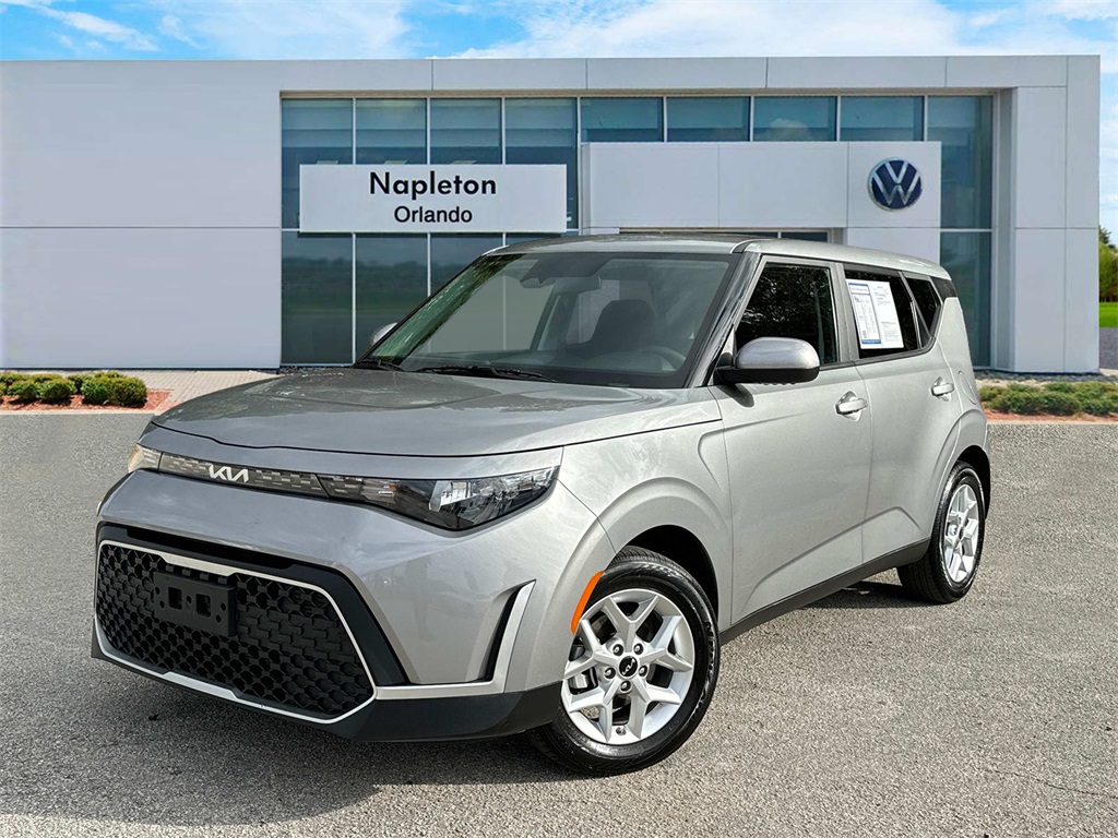 2023 Kia Soul LX 26