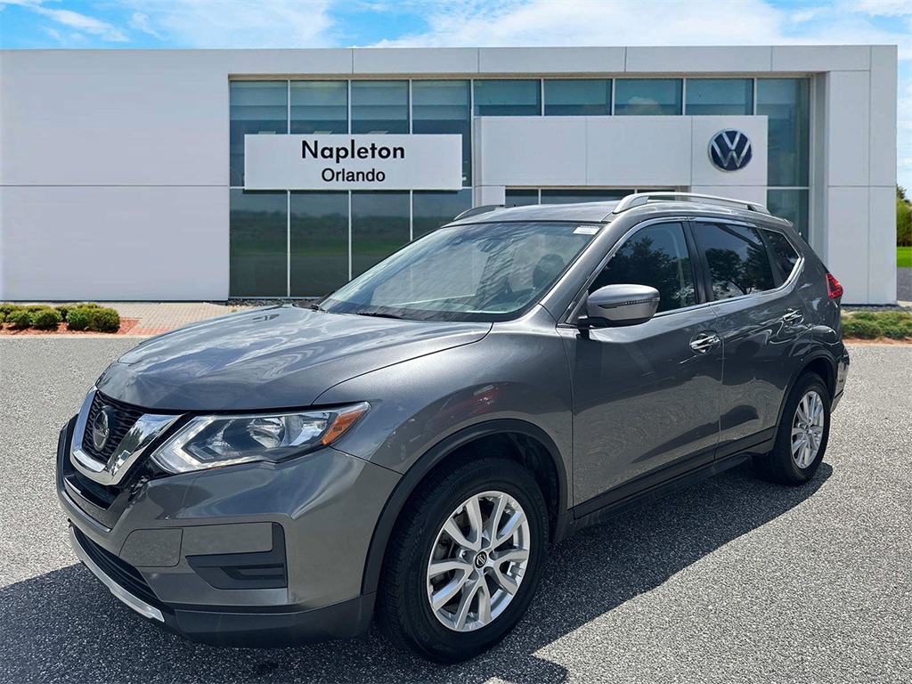 2019 Nissan Rogue SV 1