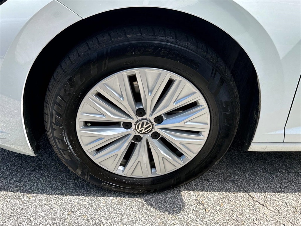 2019 Volkswagen Jetta 1.4T S 8