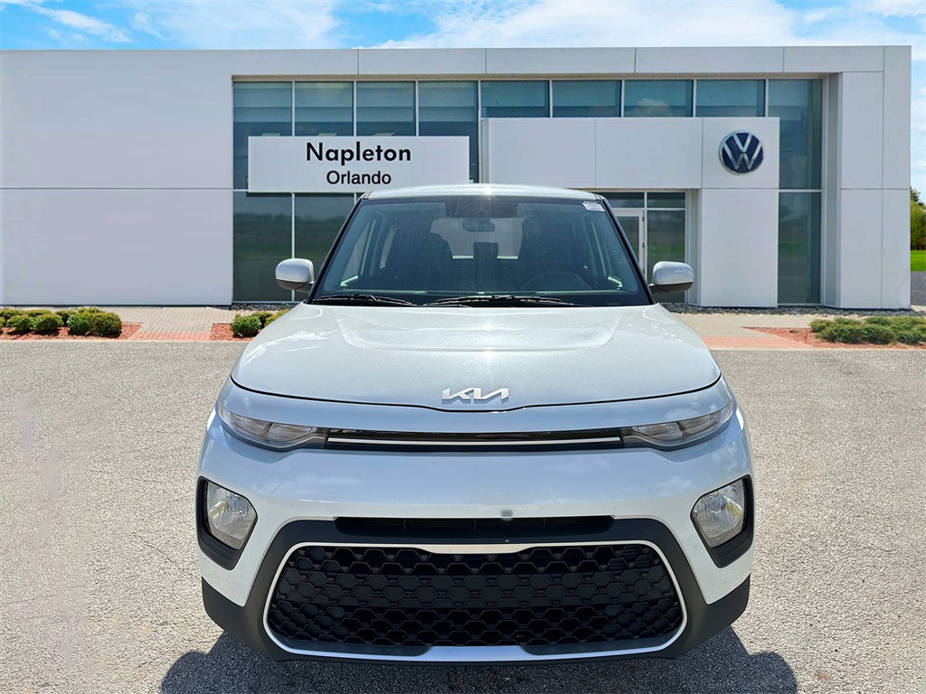 2022 Kia Soul LX 3