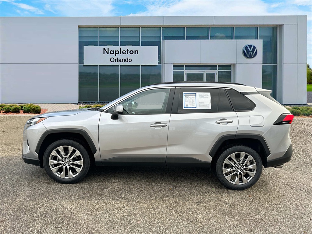 2022 Toyota RAV4 XLE Premium 4