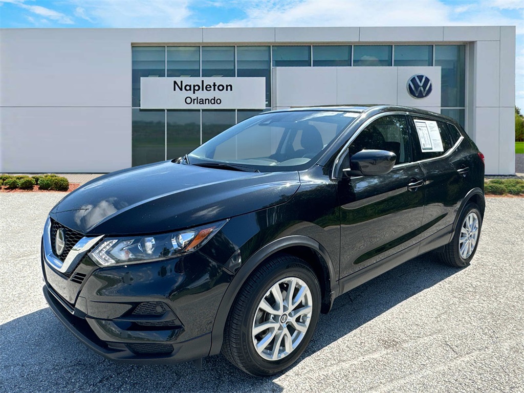 2021 Nissan Rogue Sport S 1