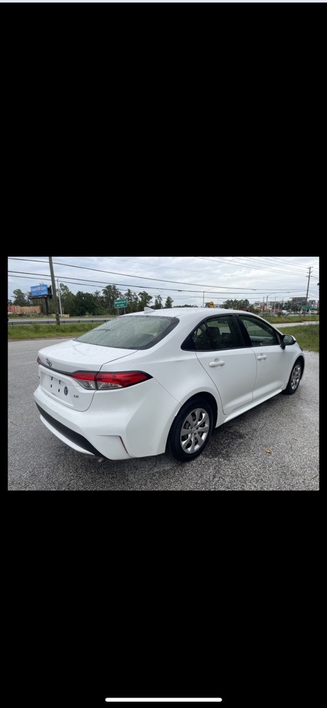 2021 Toyota Corolla LE 4