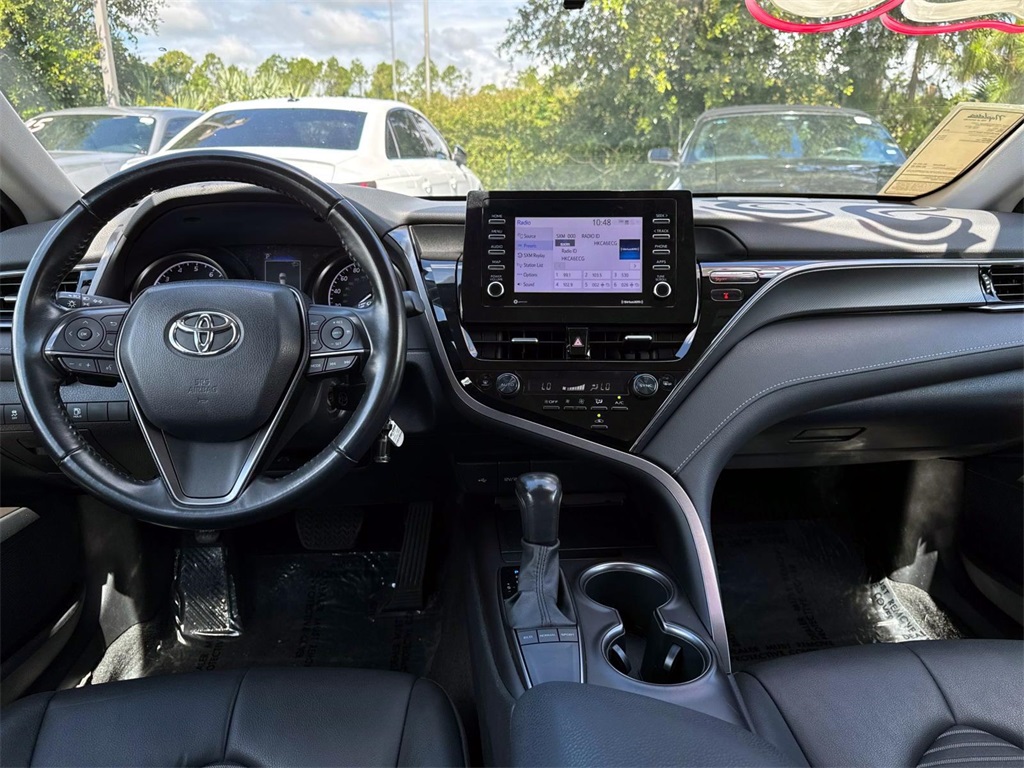2023 Toyota Camry SE 9