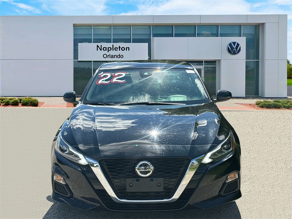 2022 Nissan Altima 2.5 SV 3
