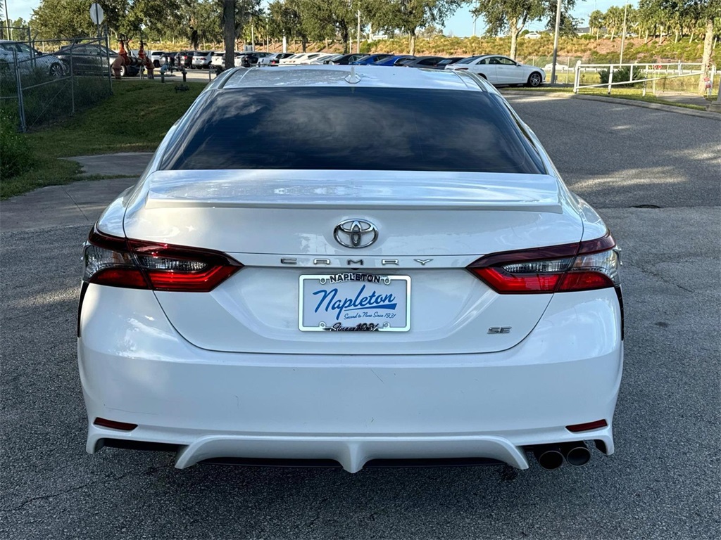 2023 Toyota Camry SE 7