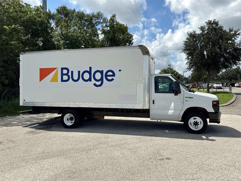 2015 Ford E-350SD Base 9