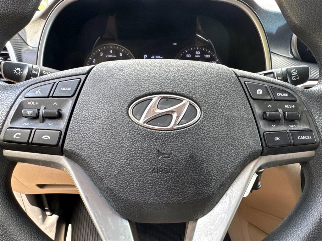 2021 Hyundai Tucson SE 10