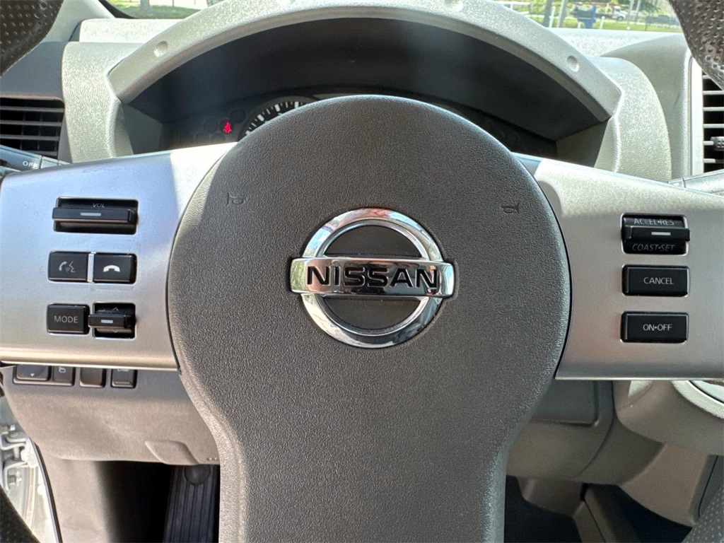 2020 Nissan Frontier SV 11