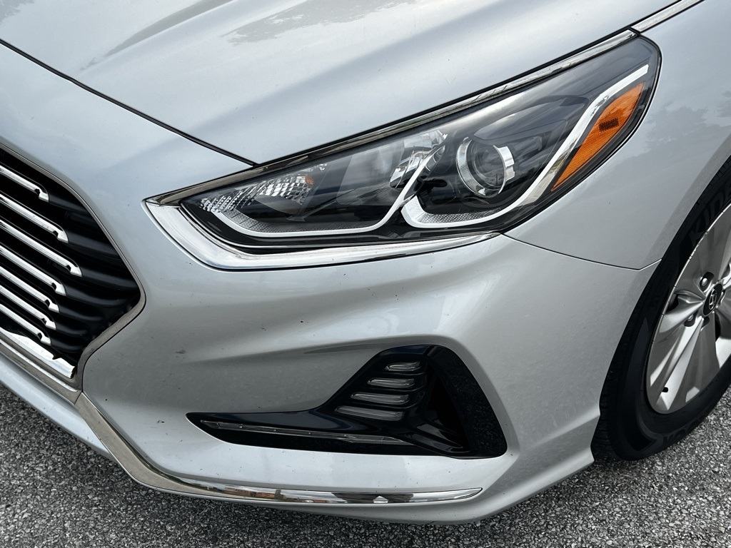 2019 Hyundai Sonata Hybrid SE 4