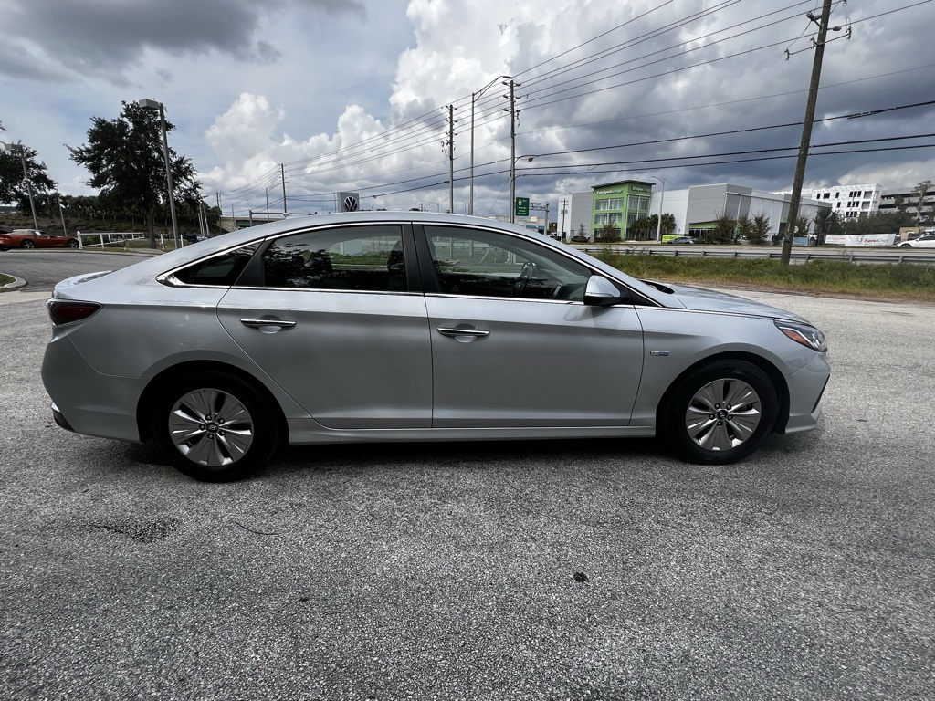 2019 Hyundai Sonata Hybrid SE 10